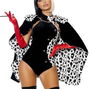Super Stylish Cruella DeVil Costume-M (8/10) cape, one piece, gloves & cigar